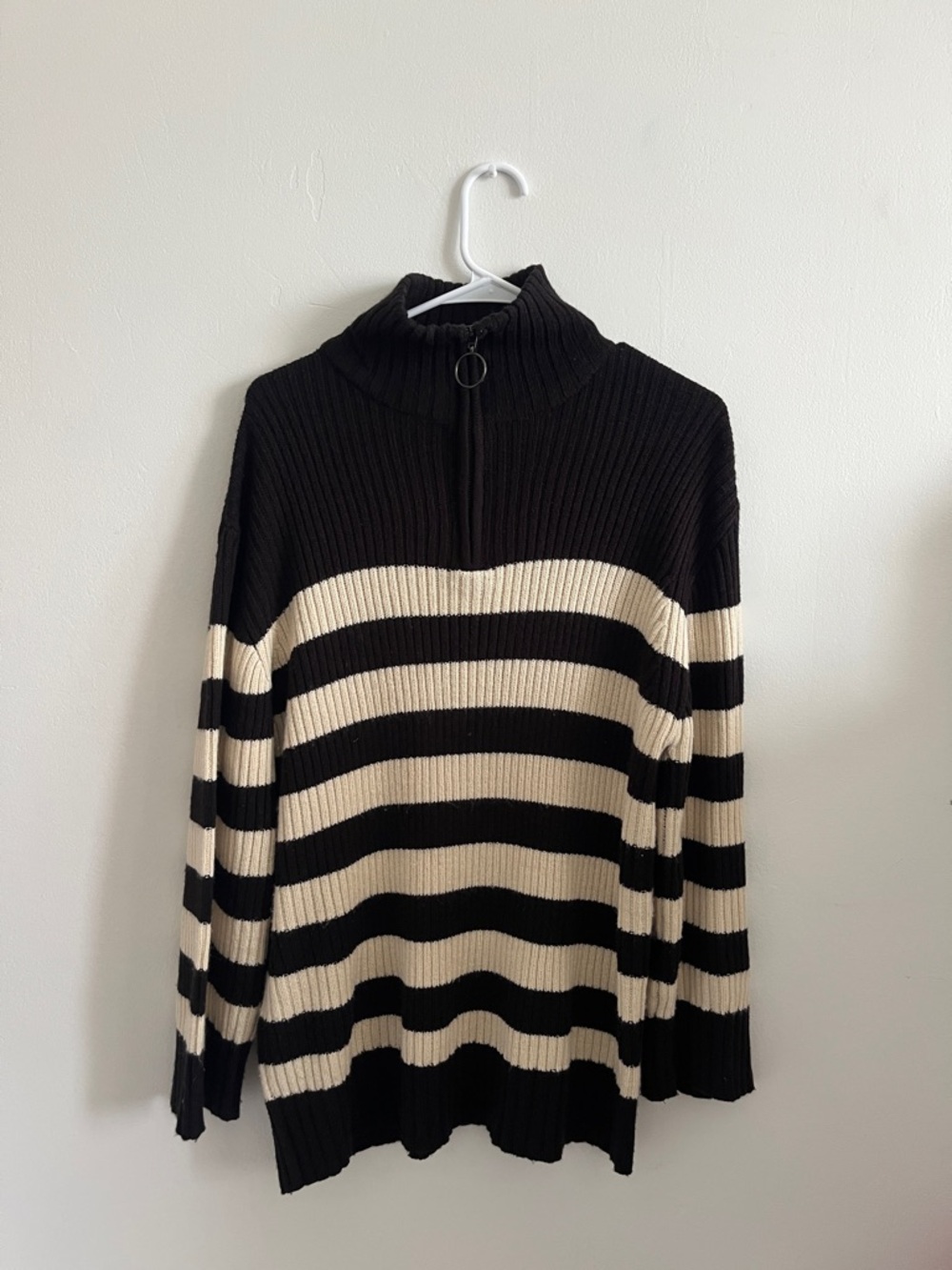 H&M Black & Cream Striped Half-Zip V-Neck Sweater